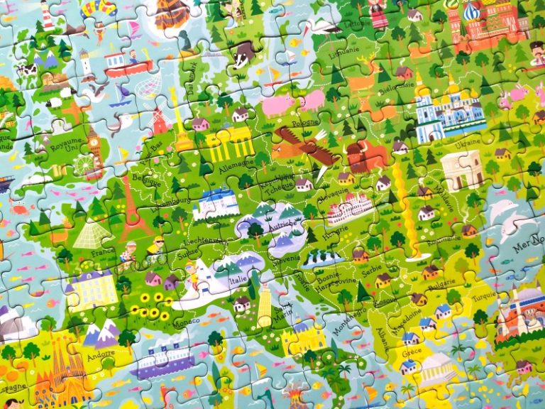 L Atlas De L Europe Coffret Livre Et Puzzle Illustr Usborne